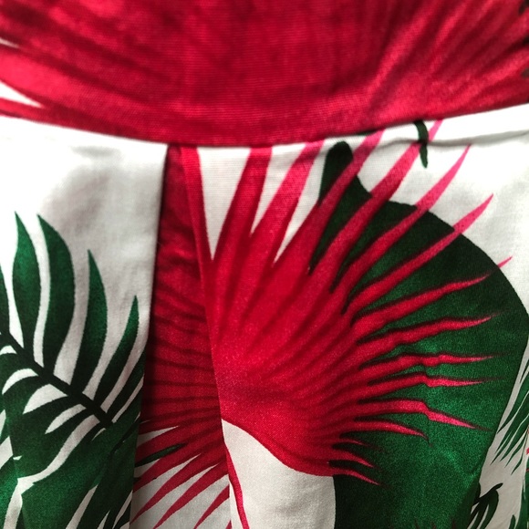 ❤️🌴Palm Keyhole Halter Dress🌴❤️ - Picture 5 of 14